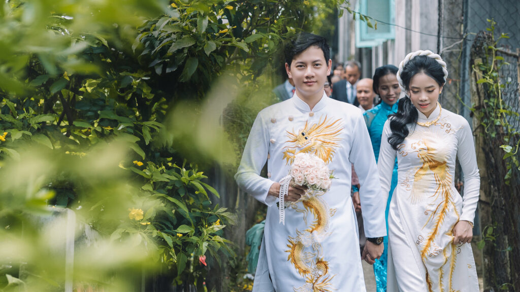 Viết cho ngày chung đôi