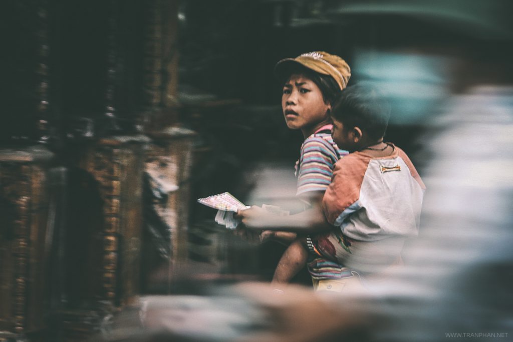 Mưu sinh